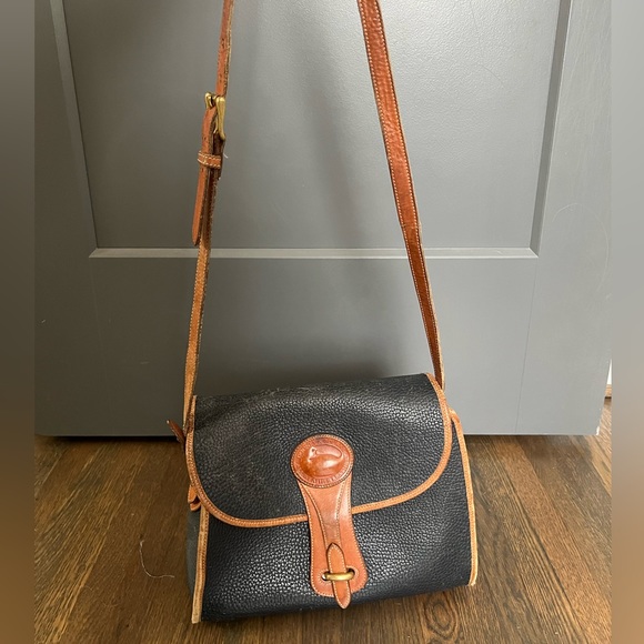 VINTAGE Dooney & Bourke PURSE! - Picture 3 of 16